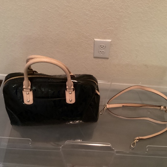 Michael Kors Signature Patent Leather Mirror Black Logo Satchel Bag Crossbody - Picture 2 of 8